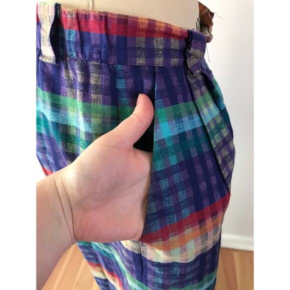 SIZE M 1980s High Waisted Plaid Shorts - Rainbow, Preppy, Bermuda - Picture 6 of 8